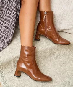 Polin et moi | Patent Leather Rihanna Ankle Boots